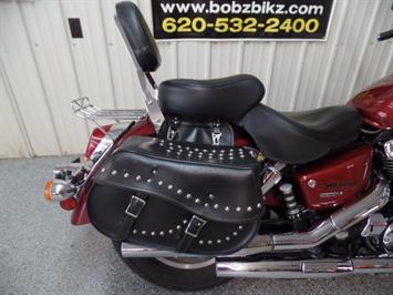2002 Honda Shadow 1100 Sabre   - Photo 5 - Kingman, KS 67068
