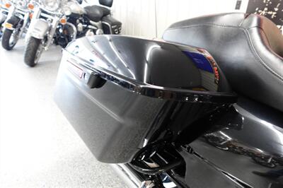 2017 Harley-Davidson Road Glide   - Photo 24 - Kingman, KS 67068