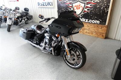 2017 Harley-Davidson Road Glide   - Photo 2 - Kingman, KS 67068