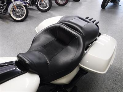 2018 Harley-Davidson Road Glide Special   - Photo 22 - Kingman, KS 67068