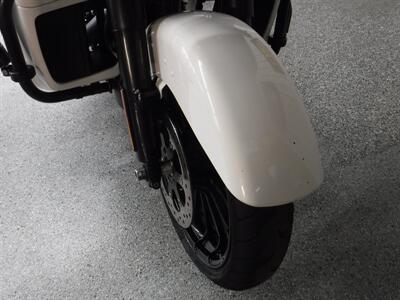 2018 Harley-Davidson Road Glide Special   - Photo 4 - Kingman, KS 67068