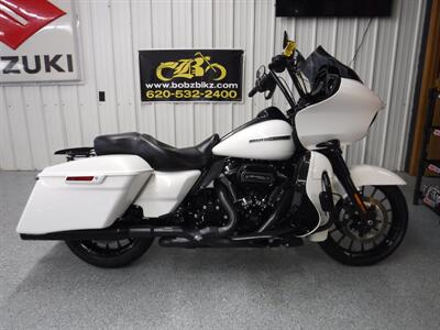 2018 Harley-Davidson Road Glide Special   - Photo 1 - Kingman, KS 67068