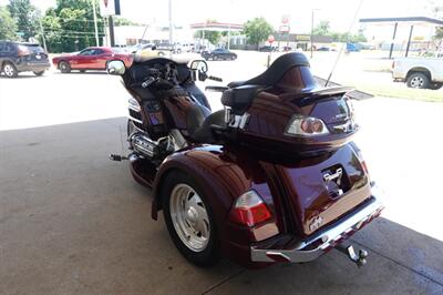 2006 Honda Gold Wing 1800 Trike Motortrike IRS   - Photo 6 - Kingman, KS 67068