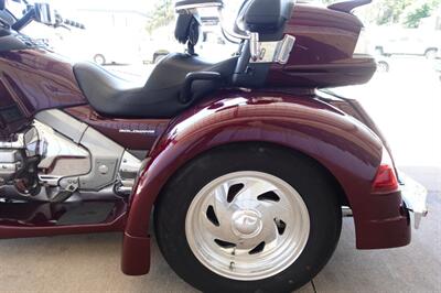 2006 Honda Gold Wing 1800 Trike Motortrike IRS   - Photo 17 - Kingman, KS 67068