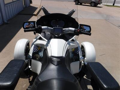 2011 Can Am Spyder RT Limited SE5   - Photo 22 - Kingman, KS 67068