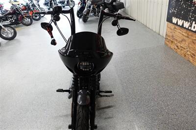 2022 Harley-Davidson Sportster 883 Iron   - Photo 3 - Kingman, KS 67068