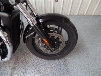 2011 Triumph Thunderbird Storm   - Photo 9 - Kingman, KS 67068