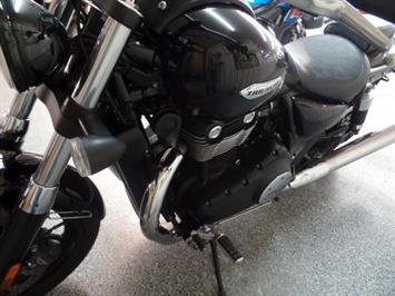 2011 Triumph Thunderbird Storm   - Photo 14 - Kingman, KS 67068