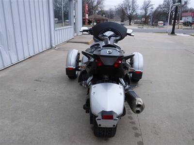 2008 Can Am Spyder GS SE5   - Photo 8 - Kingman, KS 67068