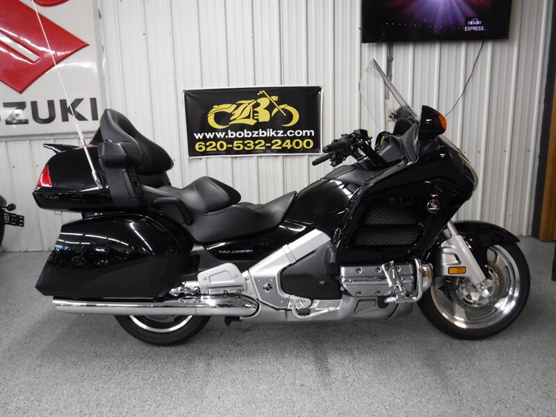 2015 Honda Gold Wing 1800   - Photo 1 - Kingman, KS 67068