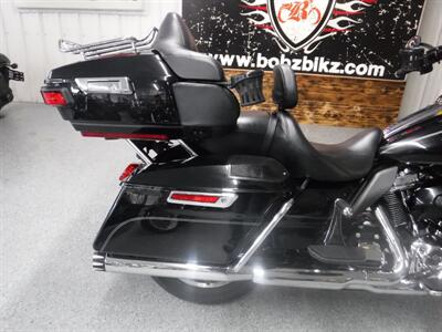 2017 Harley-Davidson Road Glide Ultra   - Photo 16 - Kingman, KS 67068