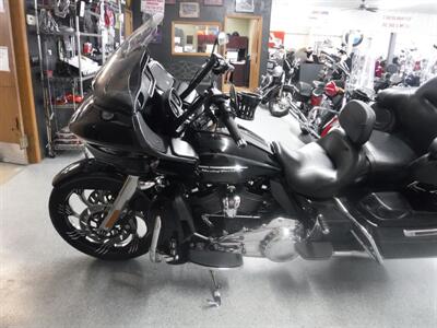 2017 Harley-Davidson Road Glide Ultra   - Photo 19 - Kingman, KS 67068