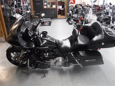 2017 Harley-Davidson Road Glide Ultra   - Photo 5 - Kingman, KS 67068