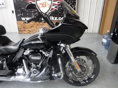 2017 Harley-Davidson Road Glide Ultra   - Photo 11 - Kingman, KS 67068