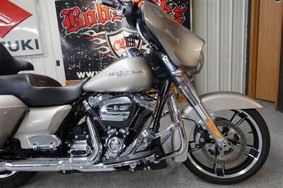 2018 Harley-Davidson Street Glide   - Photo 10 - Kingman, KS 67068