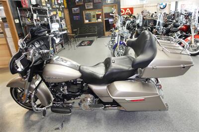 2018 Harley-Davidson Street Glide   - Photo 6 - Kingman, KS 67068