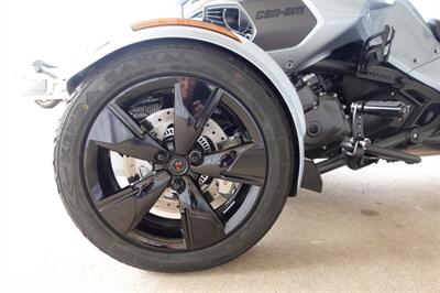 2022 Can Am Spyder F3 Limited SE6   - Photo 28 - Kingman, KS 67068