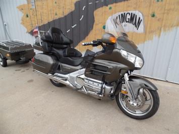 2010 Honda Gold Wing 1800   - Photo 2 - Kingman, KS 67068