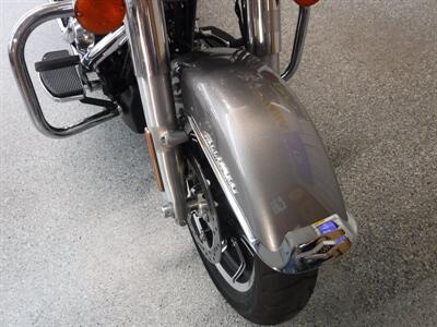 2017 Harley-Davidson Road King   - Photo 4 - Kingman, KS 67068