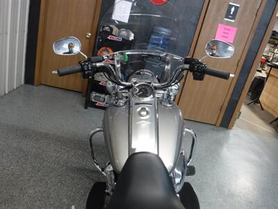 2017 Harley-Davidson Road King   - Photo 15 - Kingman, KS 67068