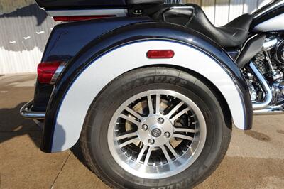 2019 Harley-Davidson Tri Glide - Photo 10 - Kingman, KS 67068