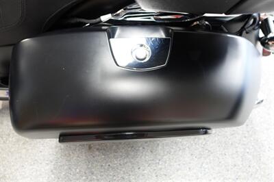 2020 Indian Roadmaster Dark Horse Thunder Black Smoke   - Photo 25 - Kingman, KS 67068