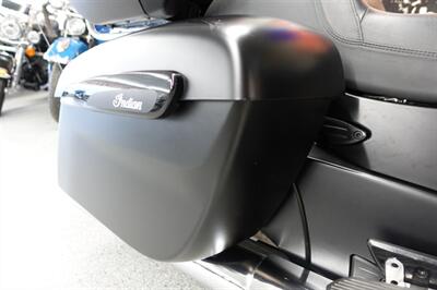 2020 Indian Roadmaster Dark Horse Thunder Black Smoke   - Photo 21 - Kingman, KS 67068