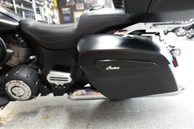 2020 Indian Roadmaster Dark Horse Thunder Black Smoke   - Photo 17 - Kingman, KS 67068