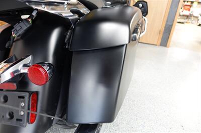 2020 Indian Roadmaster Dark Horse Thunder Black Smoke   - Photo 23 - Kingman, KS 67068