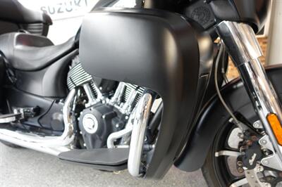 2020 Indian Roadmaster Dark Horse Thunder Black Smoke   - Photo 34 - Kingman, KS 67068