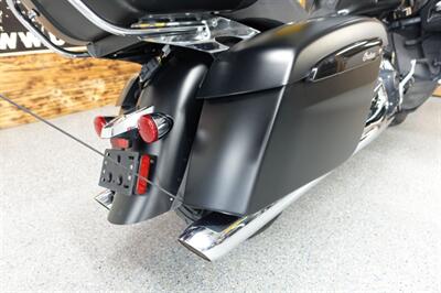 2020 Indian Roadmaster Dark Horse Thunder Black Smoke   - Photo 20 - Kingman, KS 67068