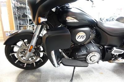 2020 Indian Roadmaster Dark Horse Thunder Black Smoke   - Photo 16 - Kingman, KS 67068
