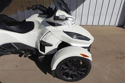 2018 Can-Am Spyder RT SE6   - Photo 9 - Kingman, KS 67068