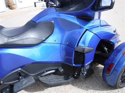 2018 Can Am Spyder RT Limited SE6   - Photo 5 - Kingman, KS 67068