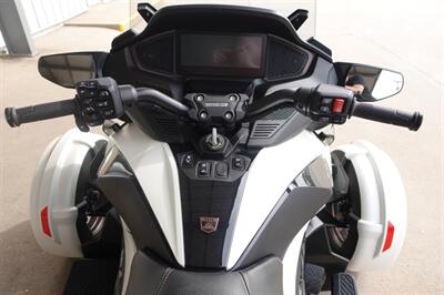 2024 Can Am Spyder RT SE6   - Photo 38 - Kingman, KS 67068