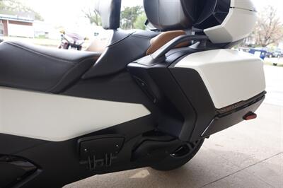 2024 Can Am Spyder RT SE6   - Photo 19 - Kingman, KS 67068