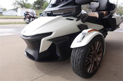 2024 Can Am Spyder RT SE6   - Photo 16 - Kingman, KS 67068