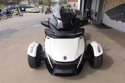 2024 Can Am Spyder RT SE6   - Photo 3 - Kingman, KS 67068