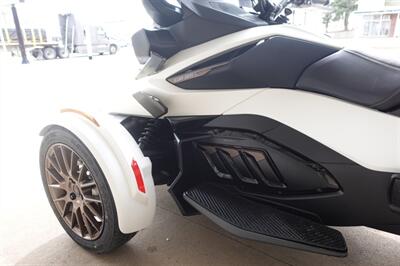 2024 Can Am Spyder RT SE6   - Photo 18 - Kingman, KS 67068