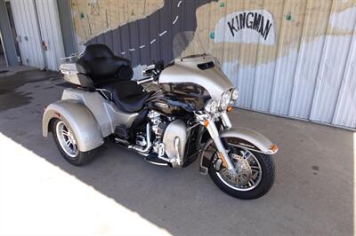 2018 Harley-Davidson Tri Glide - Photo 2 - Kingman, KS 67068
