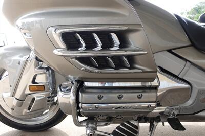 2002 Honda Gold Wing 1800   - Photo 38 - Kingman, KS 67068