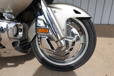 2002 Honda Gold Wing 1800   - Photo 10 - Kingman, KS 67068
