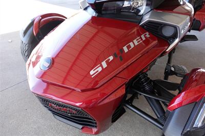 2018 Can Am Spyder F3-T SE6   - Photo 27 - Kingman, KS 67068