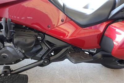 2018 Can Am Spyder F3-T SE6   - Photo 32 - Kingman, KS 67068