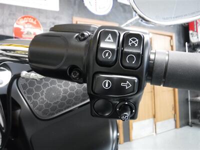 2018 Harley-Davidson Road Glide Custom - Photo 17 - Kingman, KS 67068