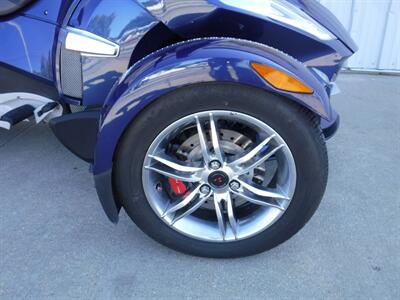 2011 Can Am Spyder RT-S SE5   - Photo 6 - Kingman, KS 67068