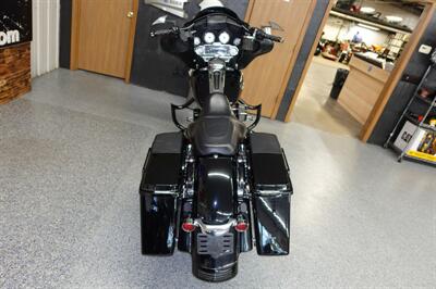 2010 Harley-Davidson Street Glide   - Photo 8 - Kingman, KS 67068