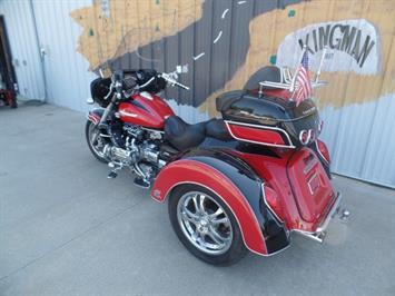 1999 Honda Valkyrie Interstate Trike Roadsmith   - Photo 3 - Kingman, KS 67068