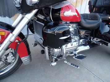 1999 Honda Valkyrie Interstate Trike Roadsmith   - Photo 11 - Kingman, KS 67068