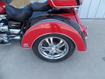 1999 Honda Valkyrie Interstate Trike Roadsmith   - Photo 5 - Kingman, KS 67068